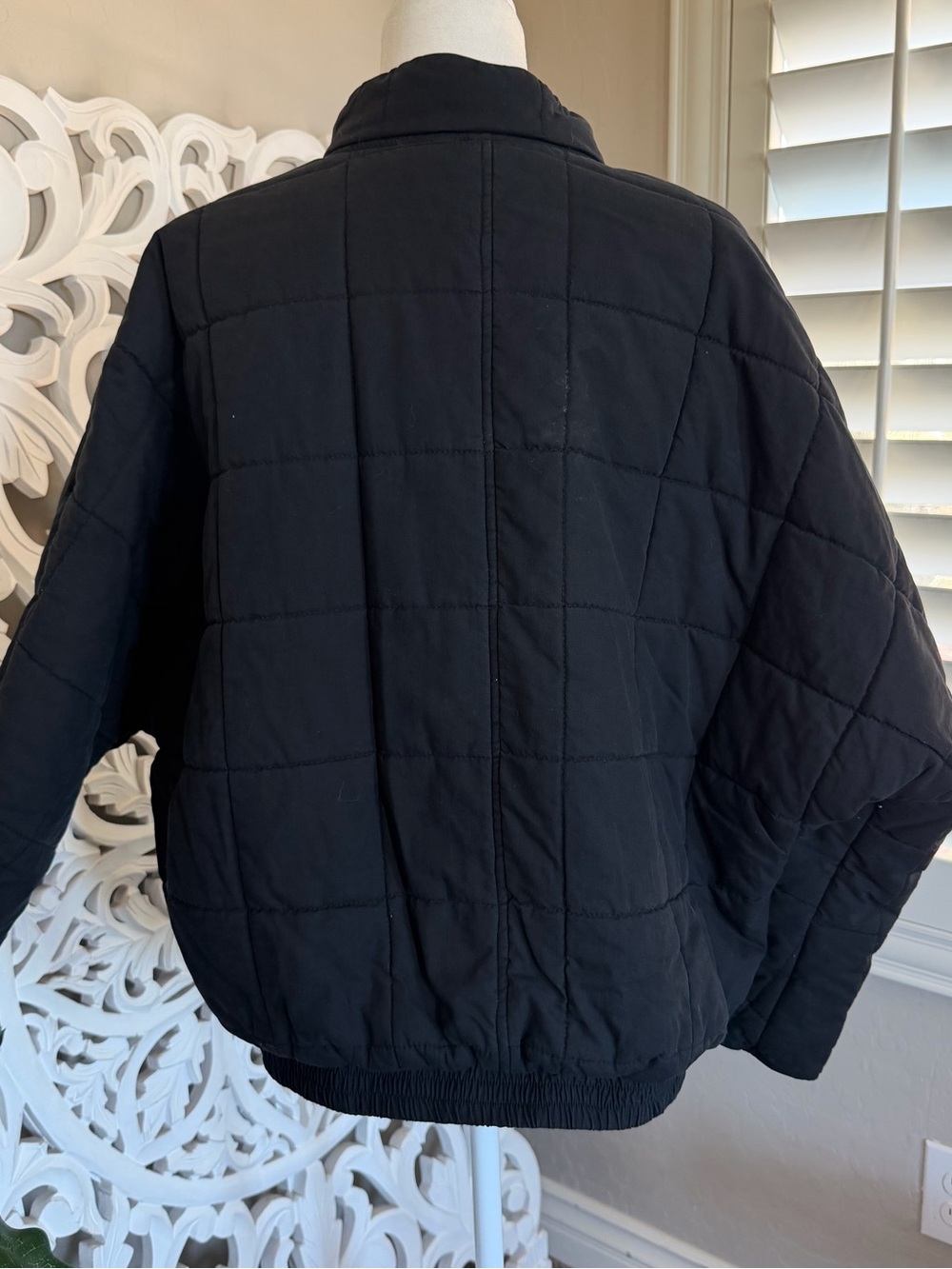 Classic Black Quilted Puffer Jacket Womens Zip Front Stand Collar L XL - Picture 5 of 10